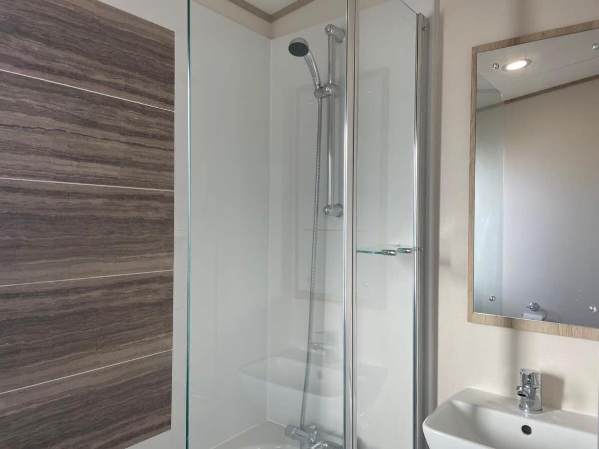 74 Bayside Cove Pevensey Bay Holiday Park Екстер'єр фото