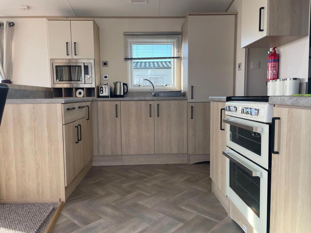 74 Bayside Cove Pevensey Bay Holiday Park Екстер'єр фото
