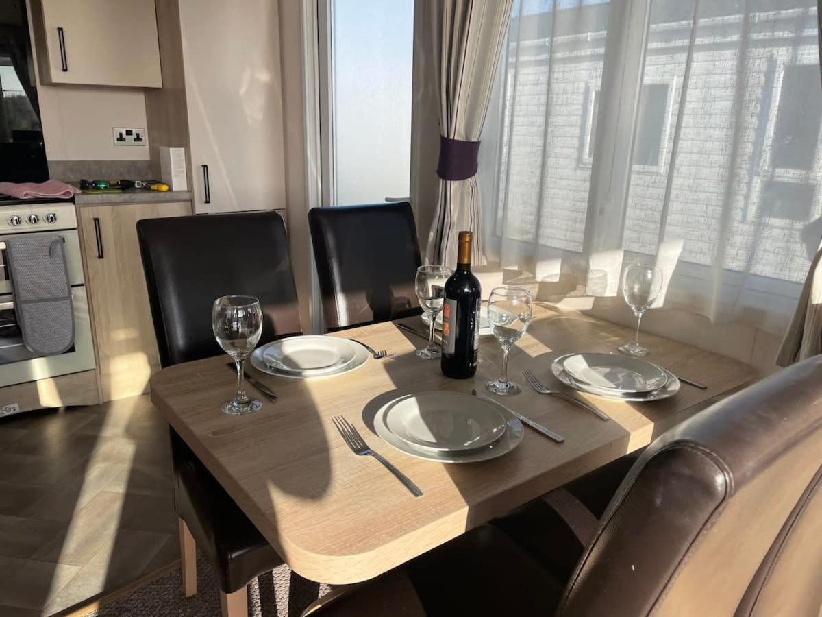 74 Bayside Cove Pevensey Bay Holiday Park Екстер'єр фото
